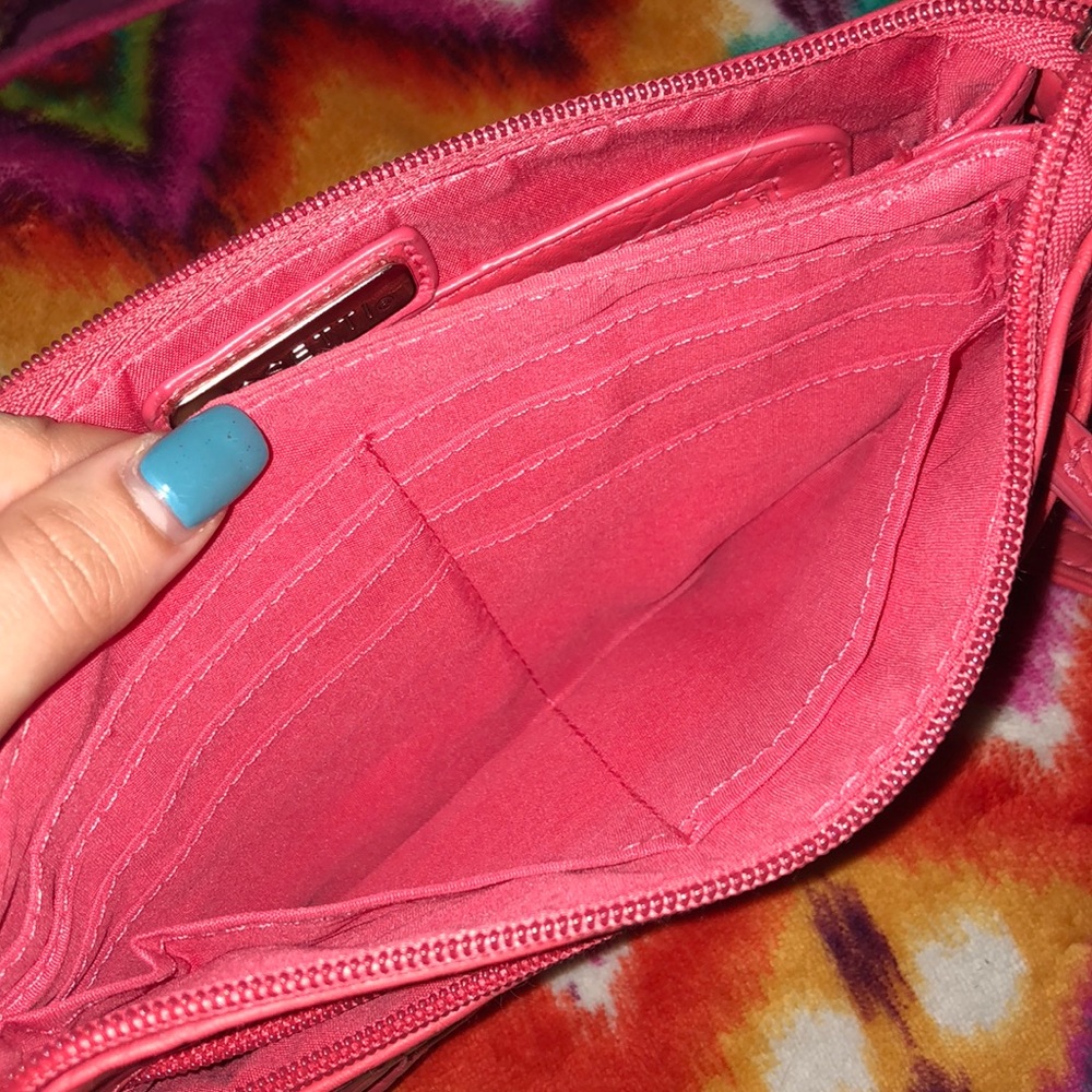 Pink purse ๐ - Picture 6 of 8